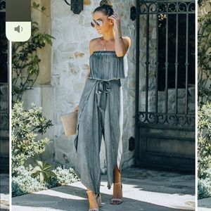 Strapless Flare Jumpsuit 🤍